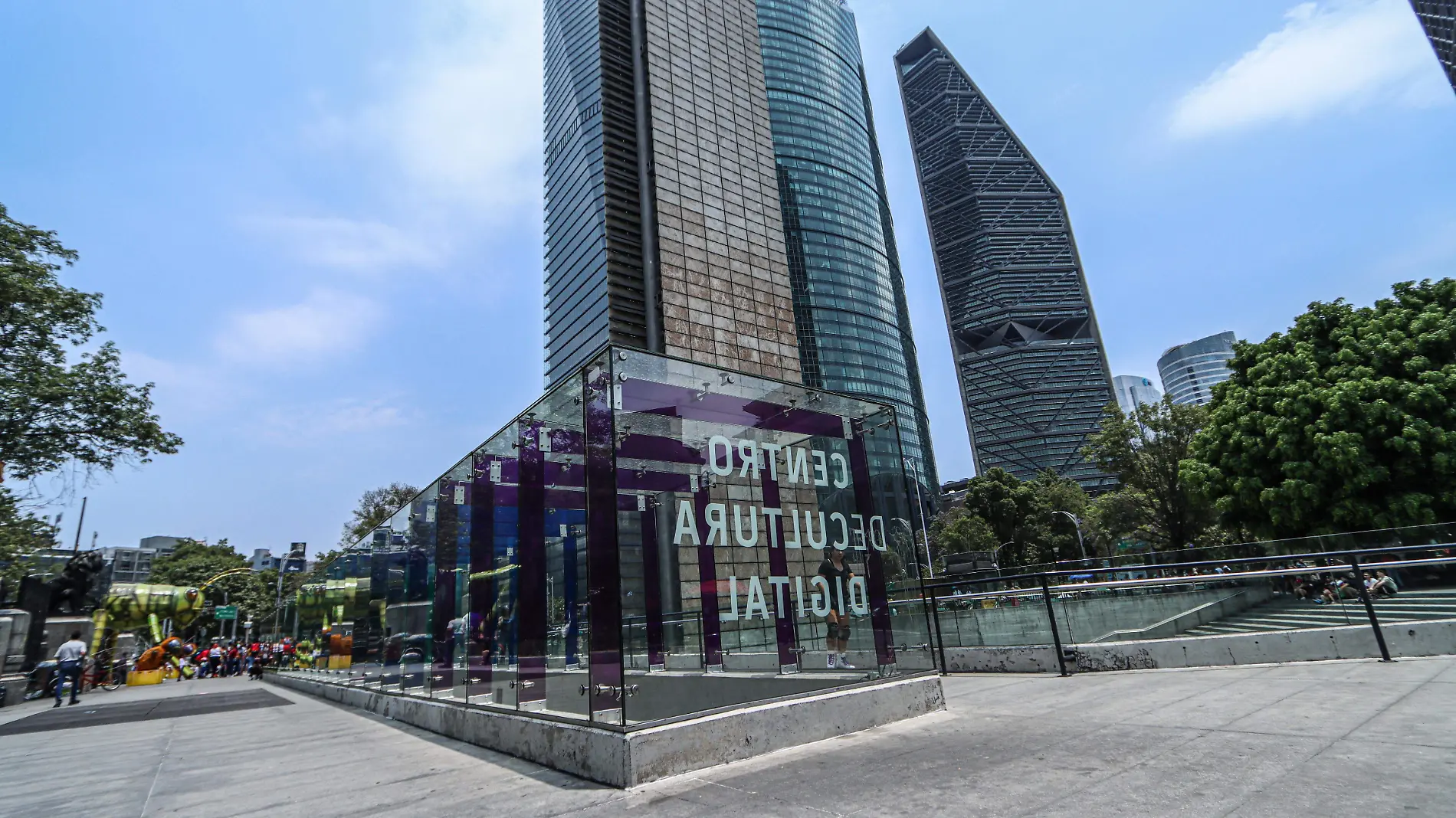 Centro de Cultura Digital-Museo Digital-Estela de Luz-Fachada (5)